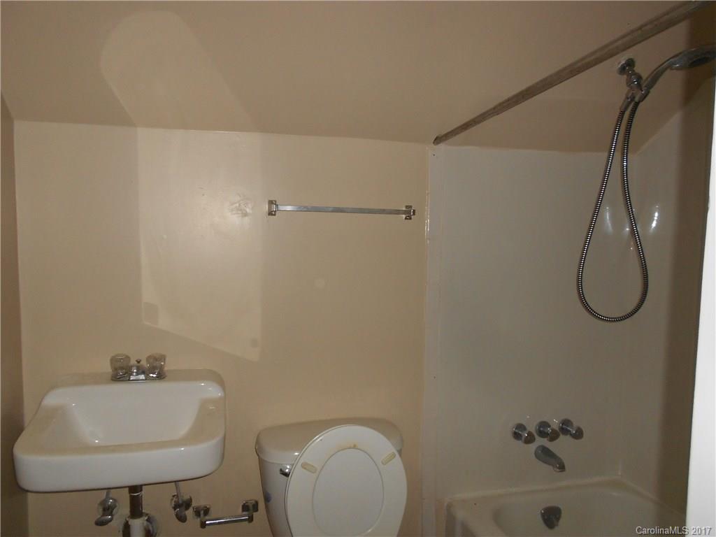 Collinswood - Residential Lease