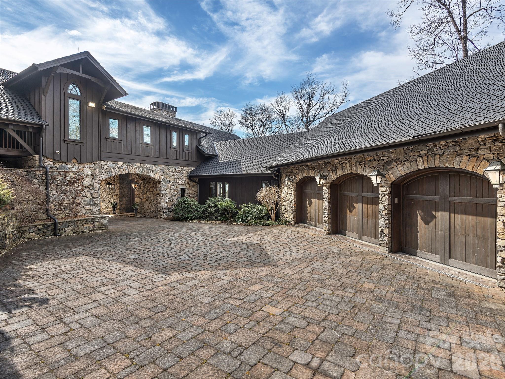 434 Coopers Hawk Drive