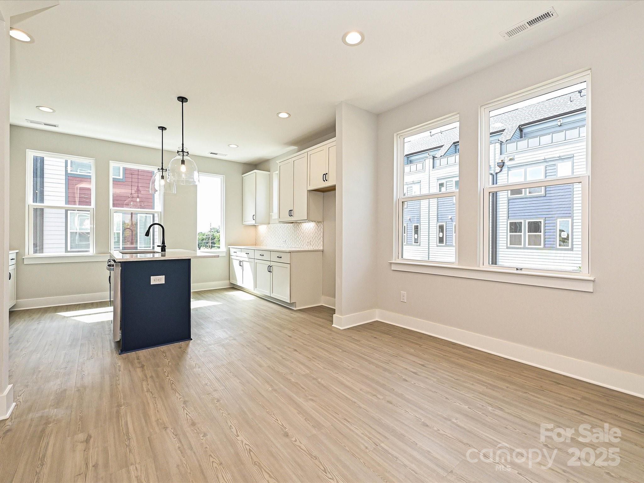 Equinox - Residential