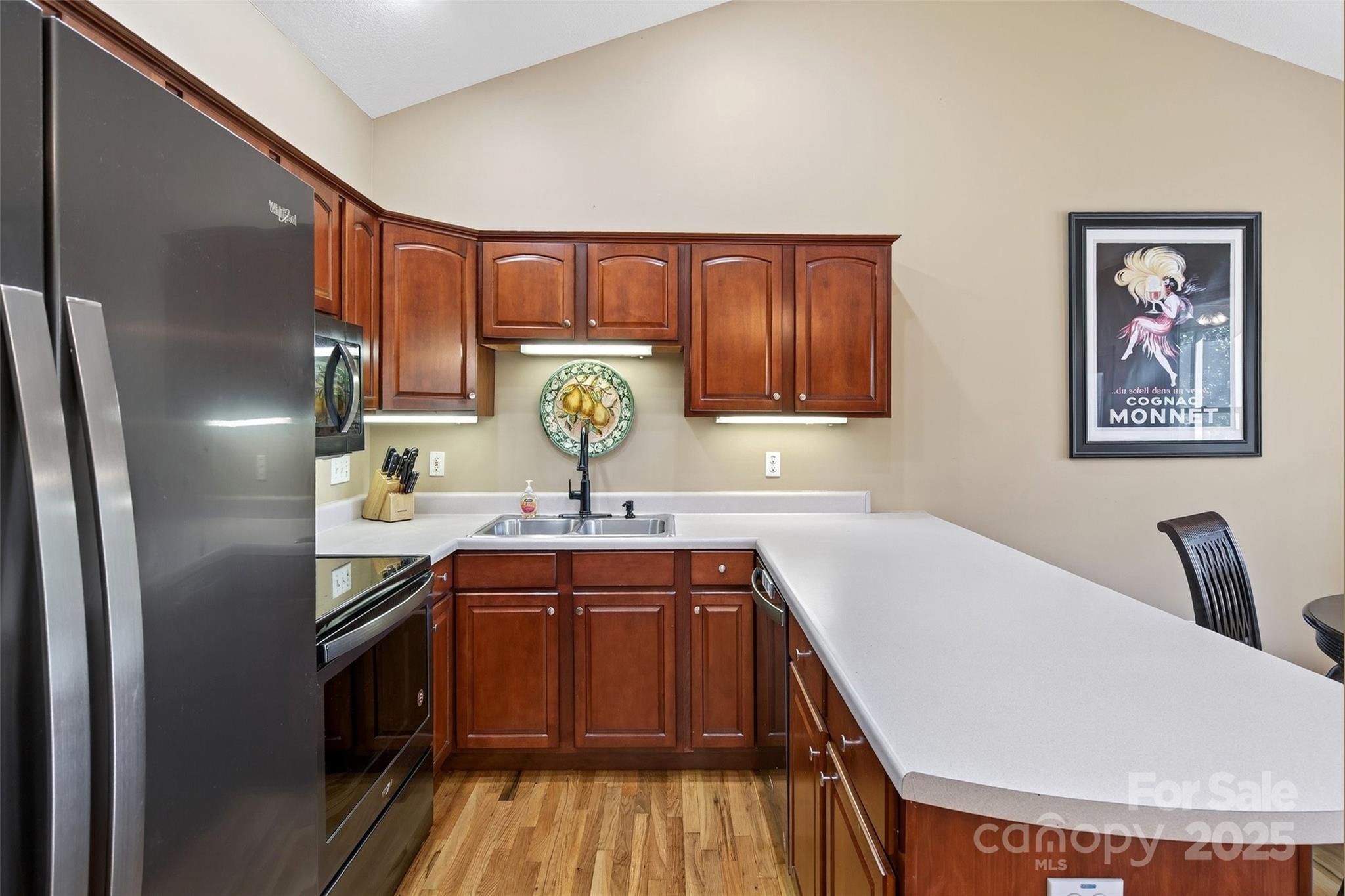 Linville Falls Mountain Club and Preserve - Residential