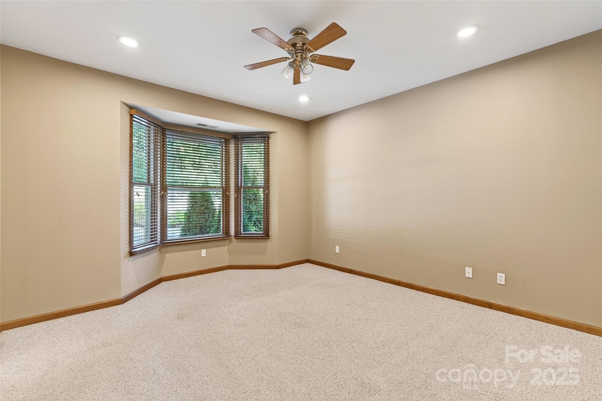 Linville Falls Mountain Club and Preserve - Residential