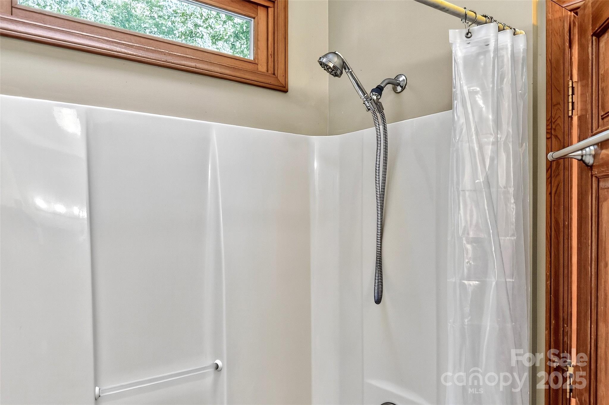 Linville Falls Mountain Club and Preserve - Residential