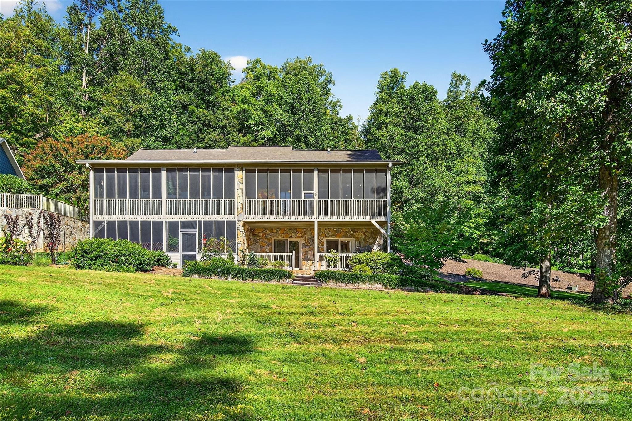 Linville Falls Mountain Club and Preserve - Residential