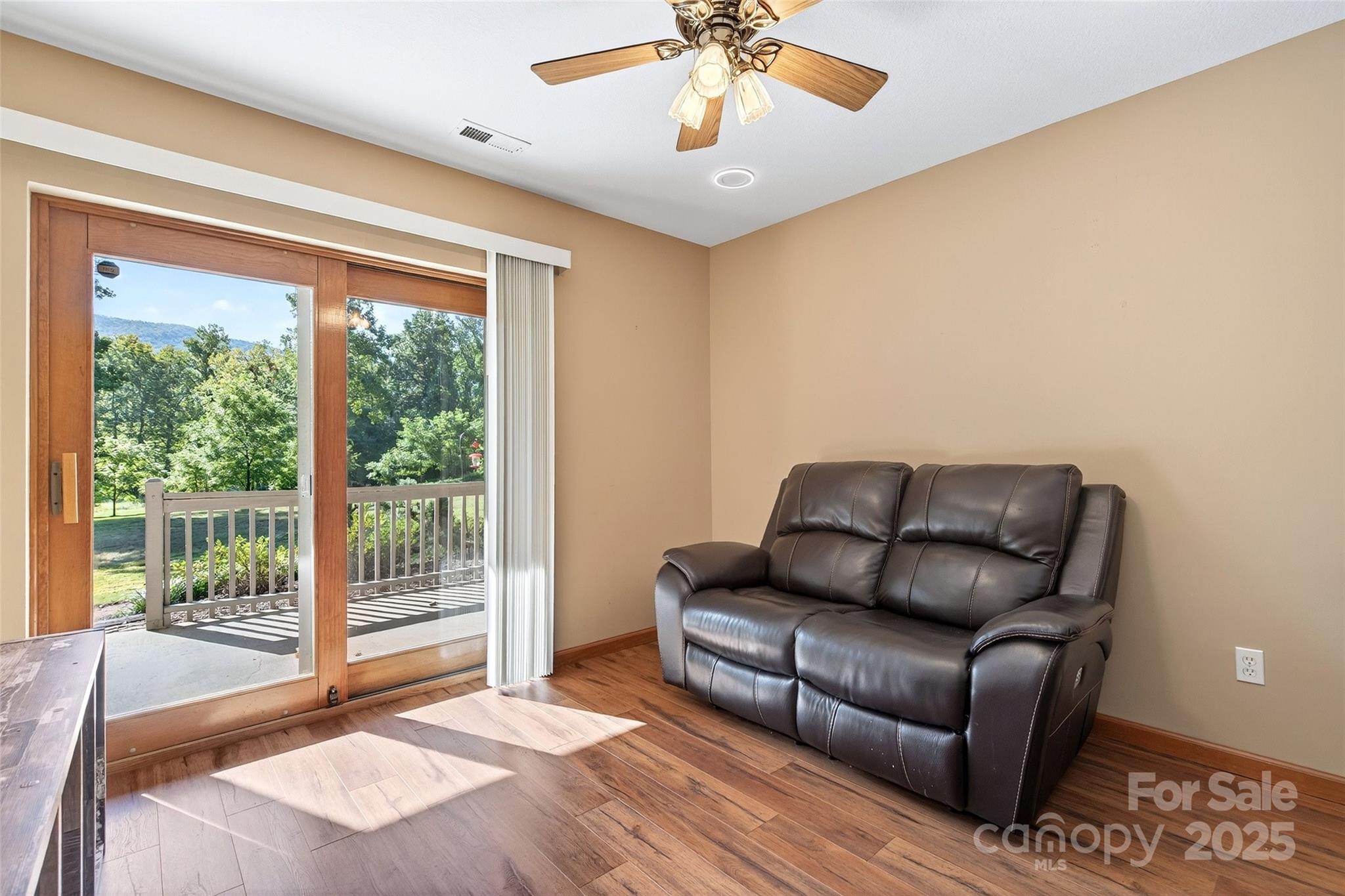 Linville Falls Mountain Club and Preserve - Residential