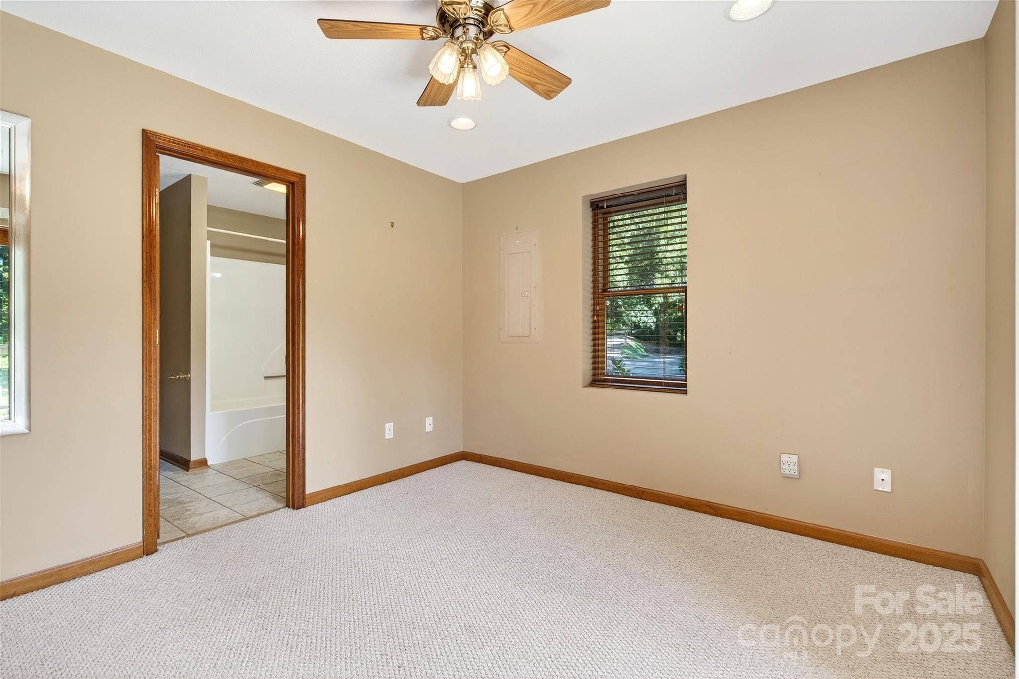 Linville Falls Mountain Club and Preserve - Residential