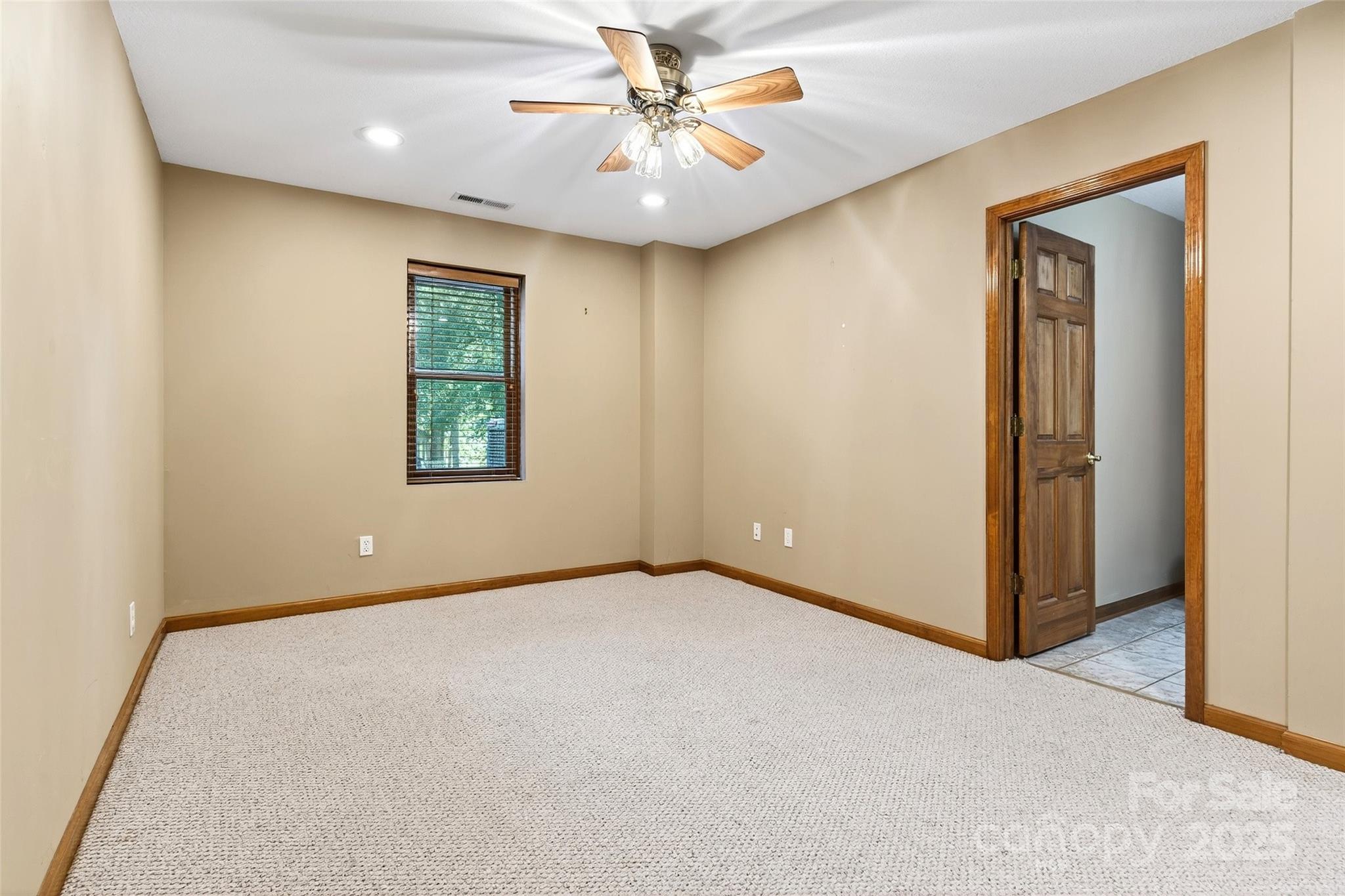 Linville Falls Mountain Club and Preserve - Residential