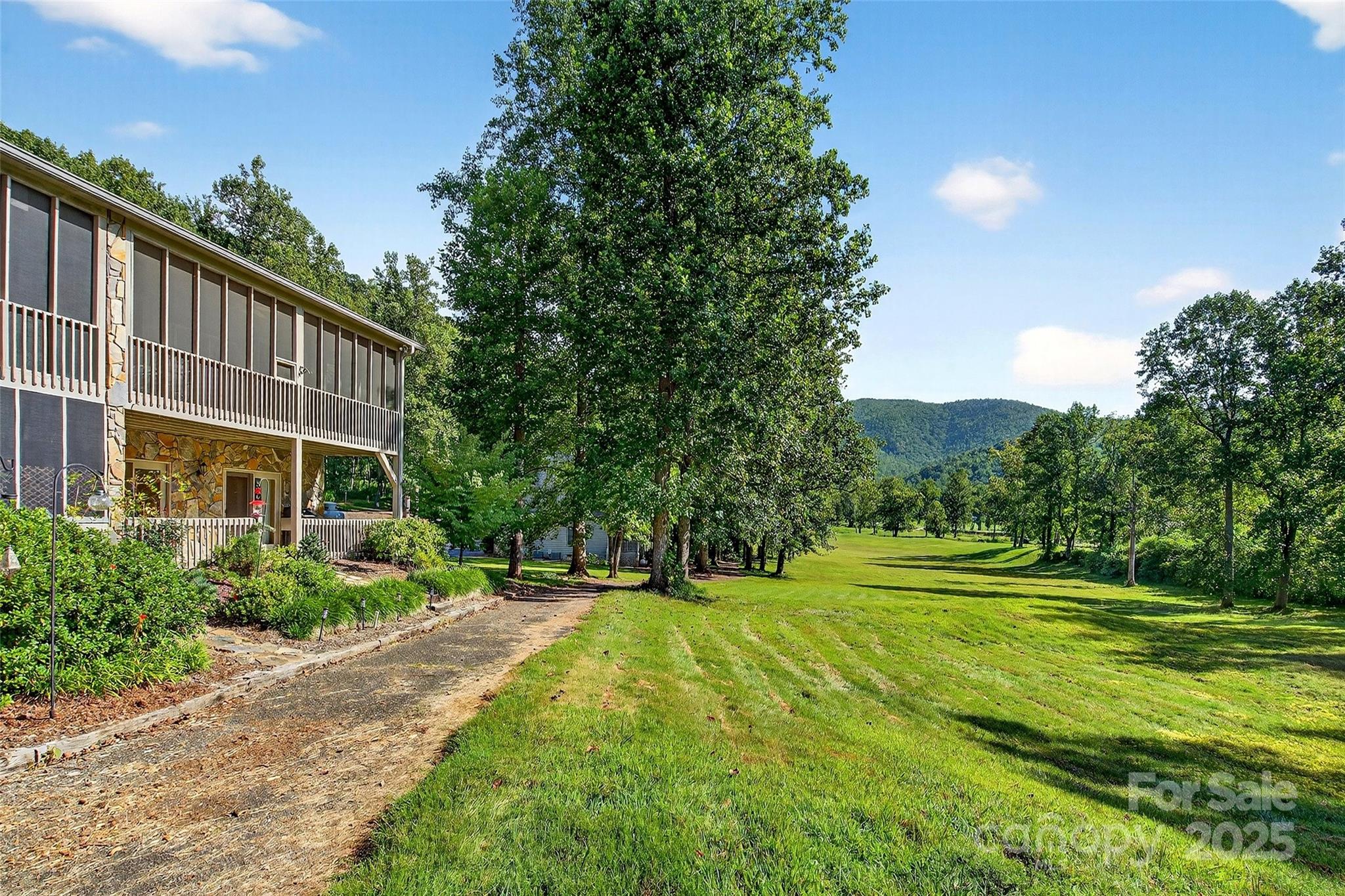 Linville Falls Mountain Club and Preserve - Residential