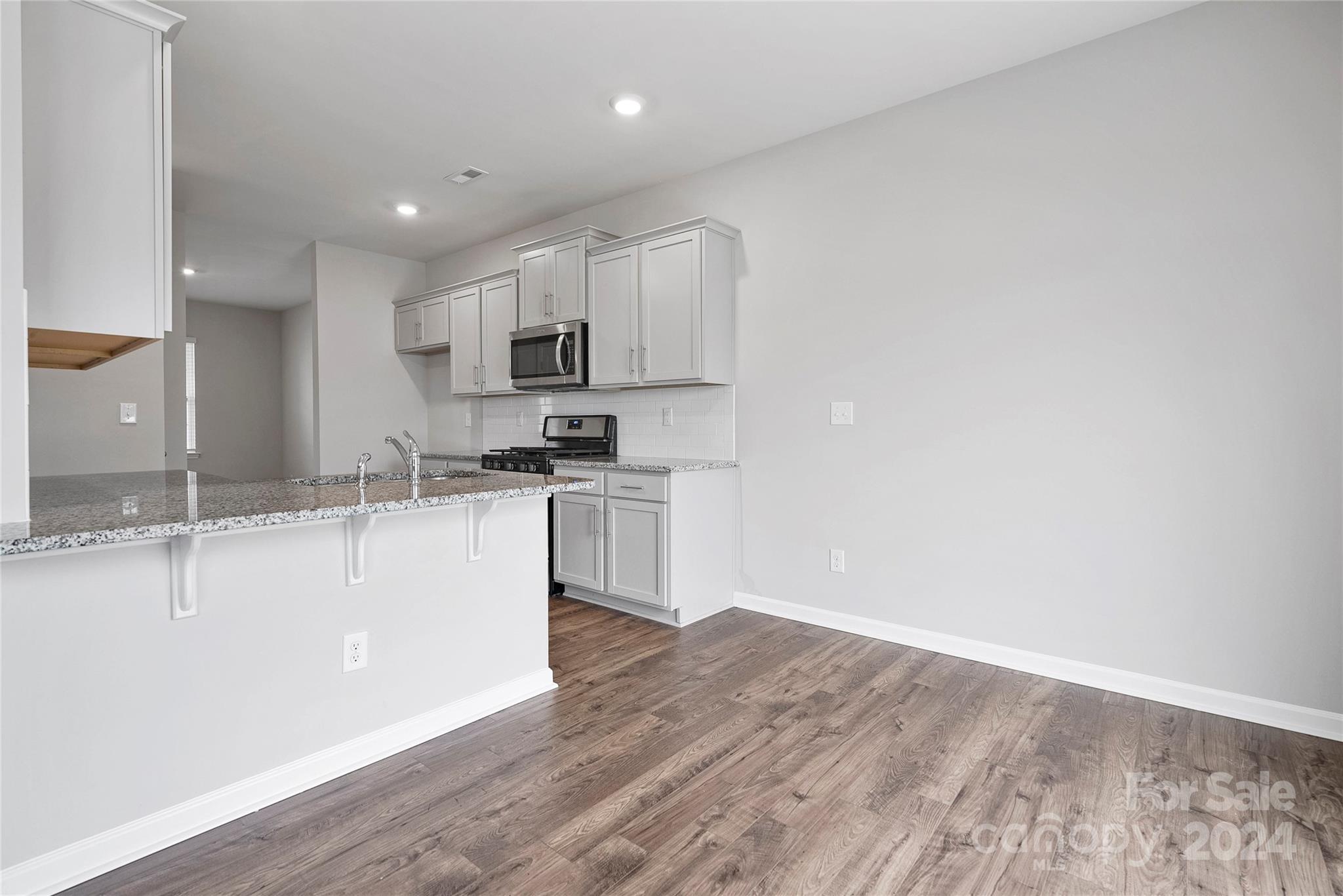 Lanier Village - Residential