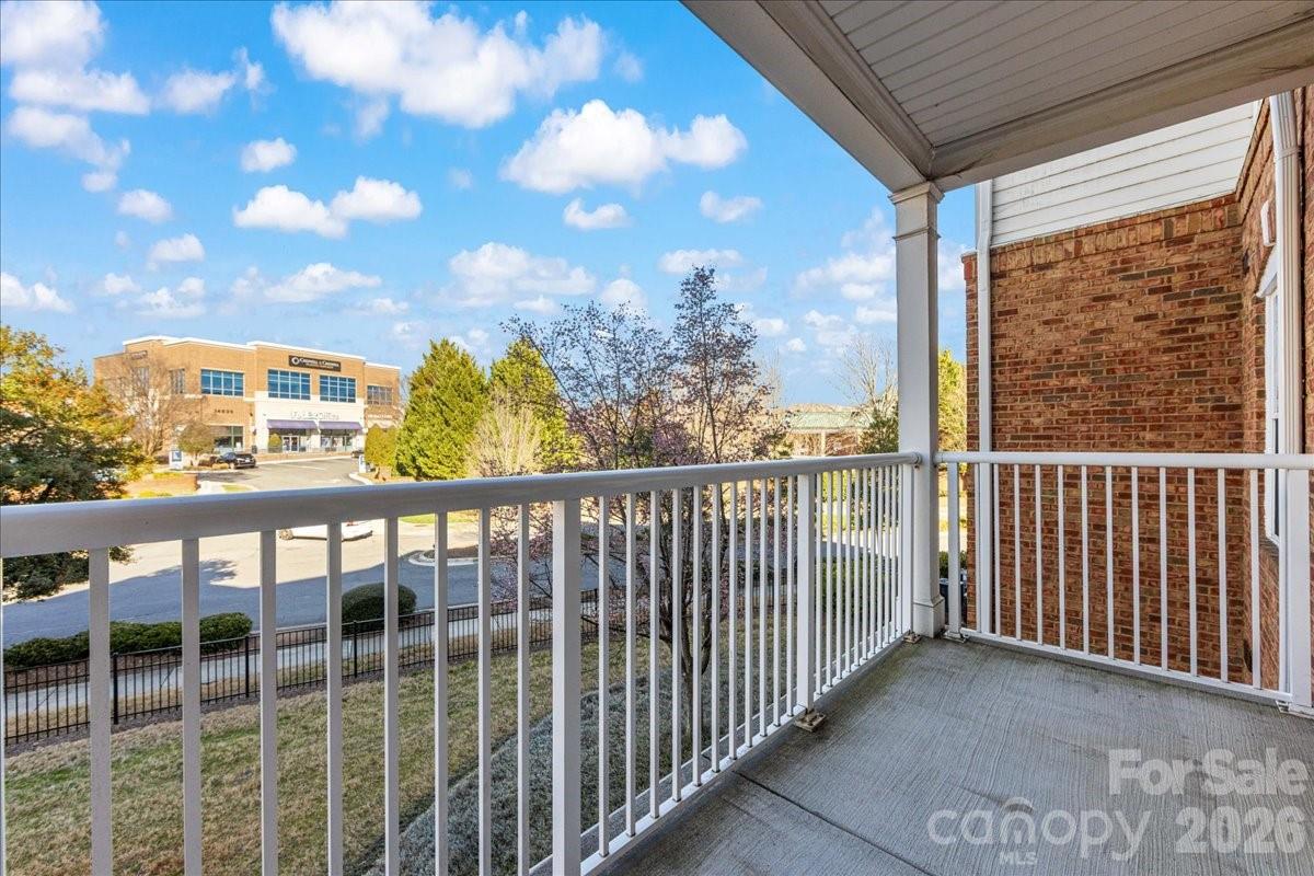 Belle Vista - Residential