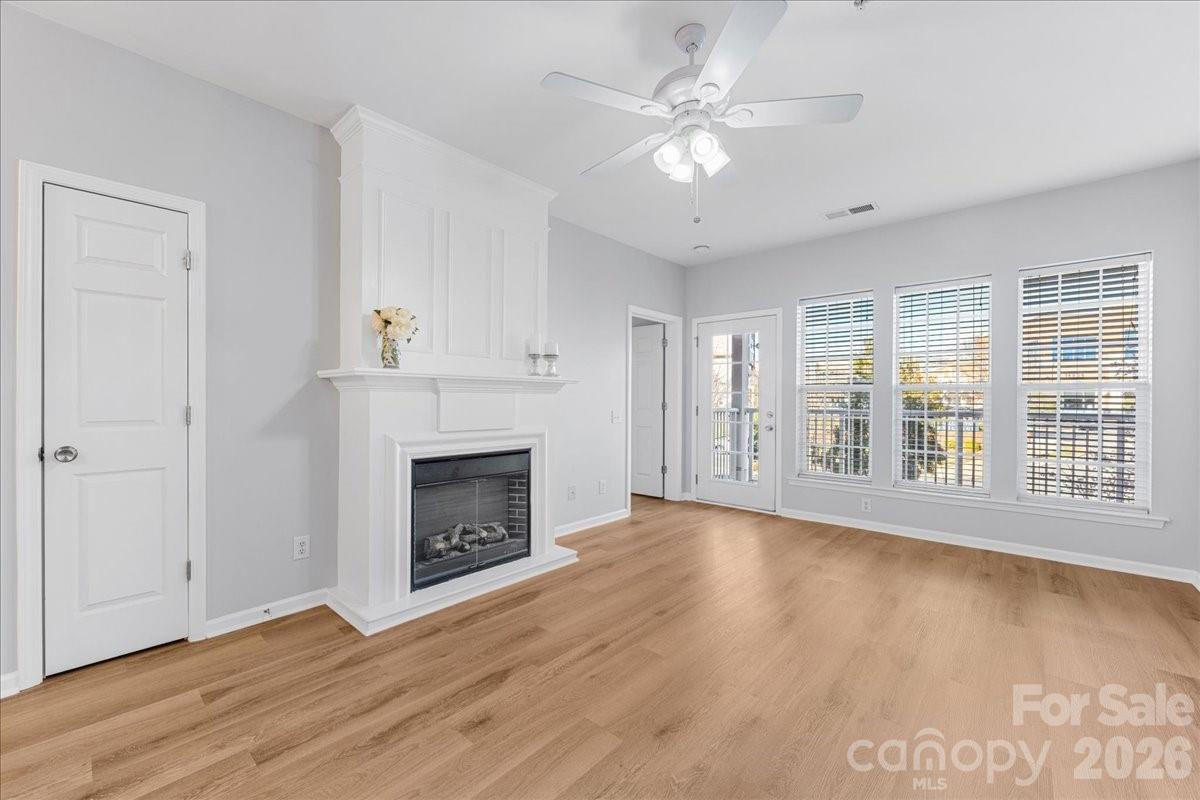 Belle Vista - Residential