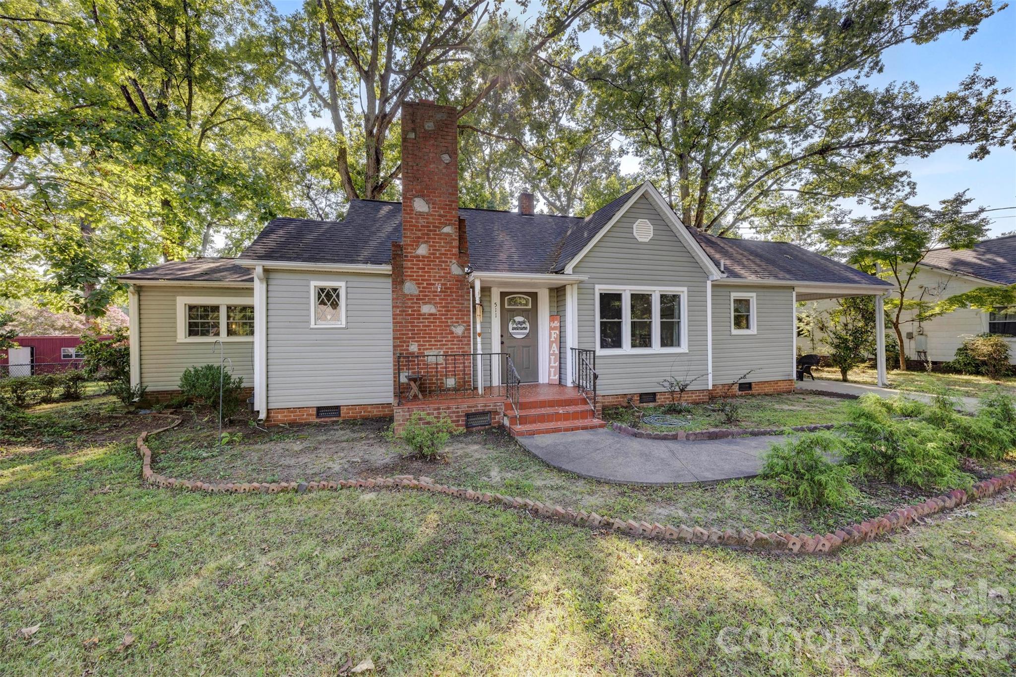 511 Woodside Drive