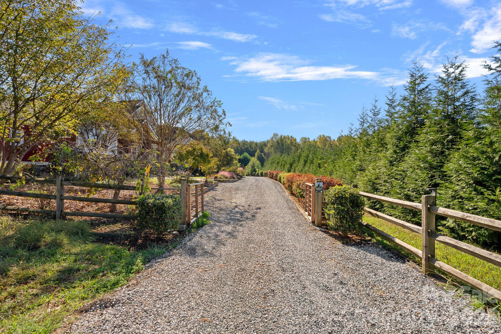 6536 Stephens Road