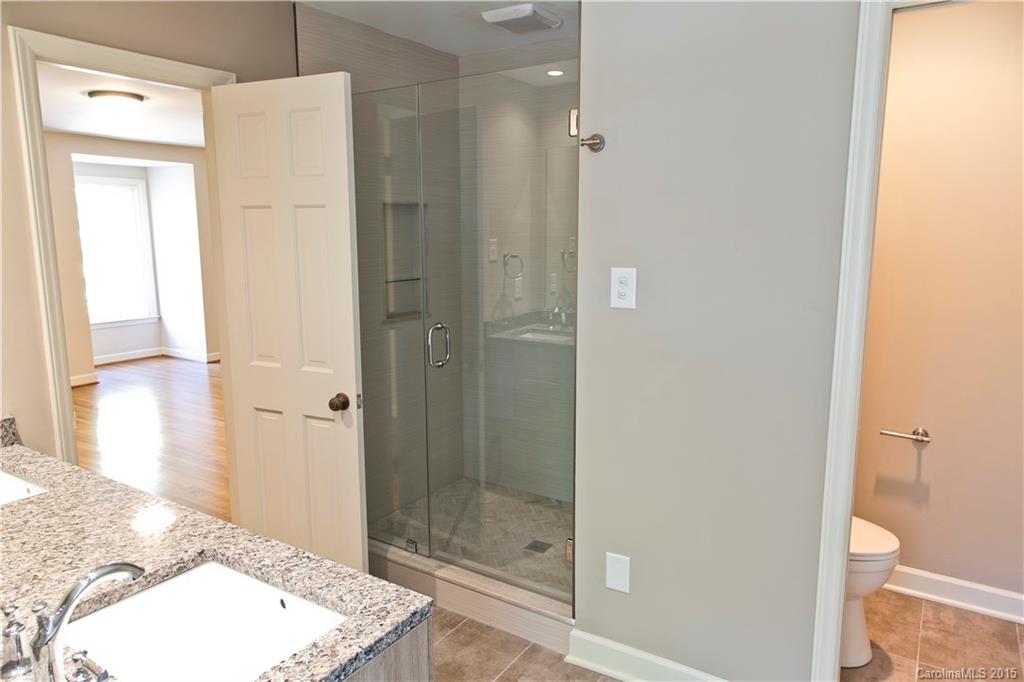 Beverly Woods East - Residential Lease