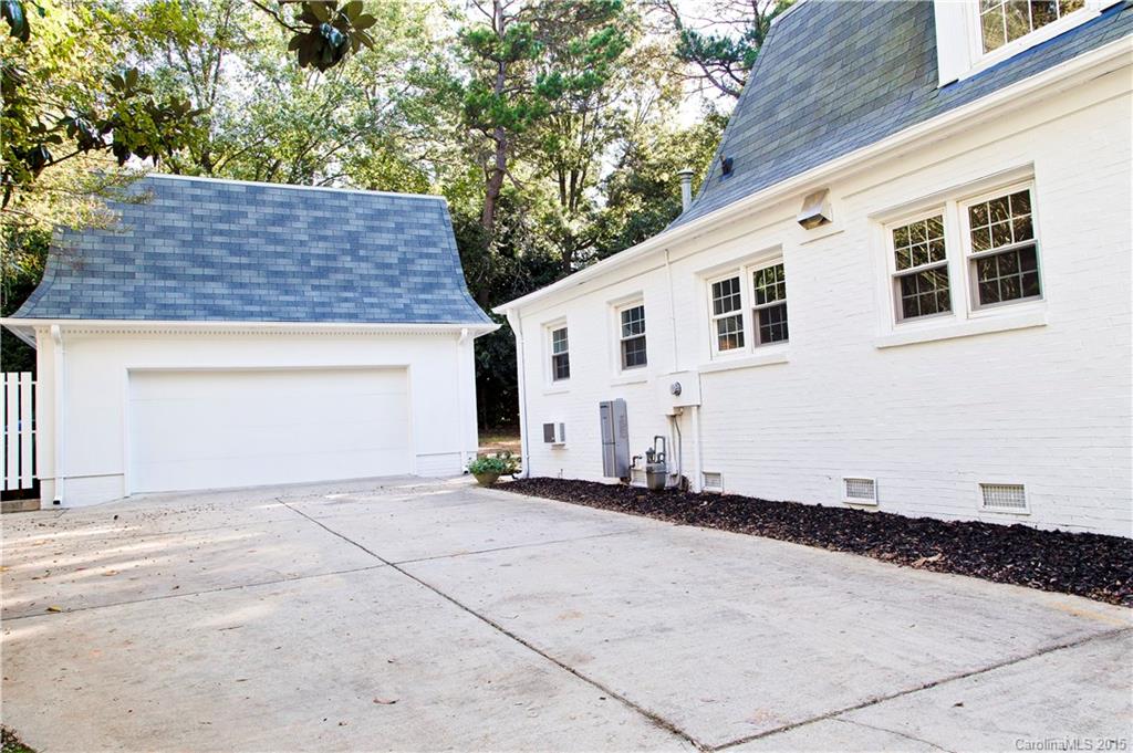 Beverly Woods East - Residential Lease