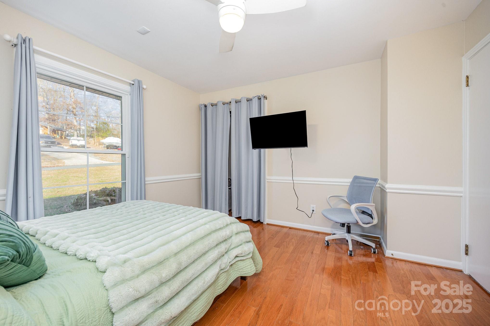 Forest Drive - Residential