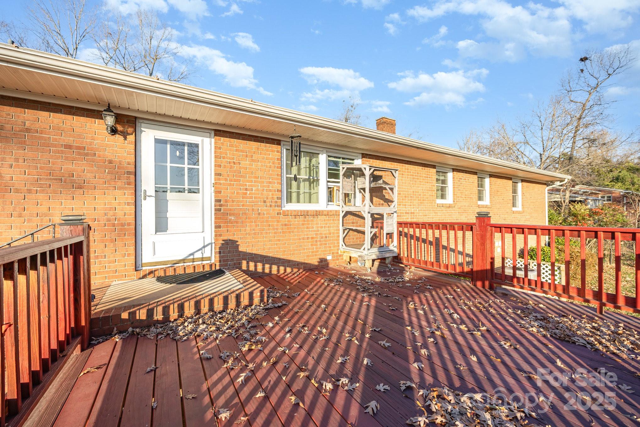 Forest Drive - Residential