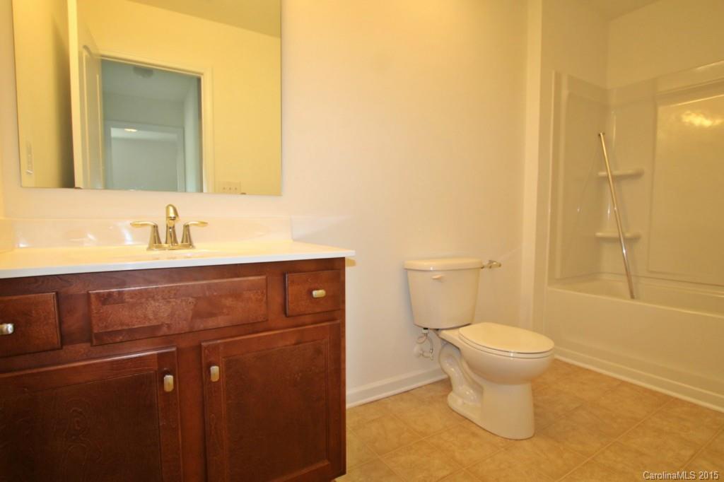 Newport Lakes - Residential