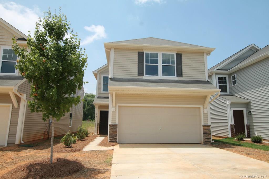 Newport Lakes - Residential