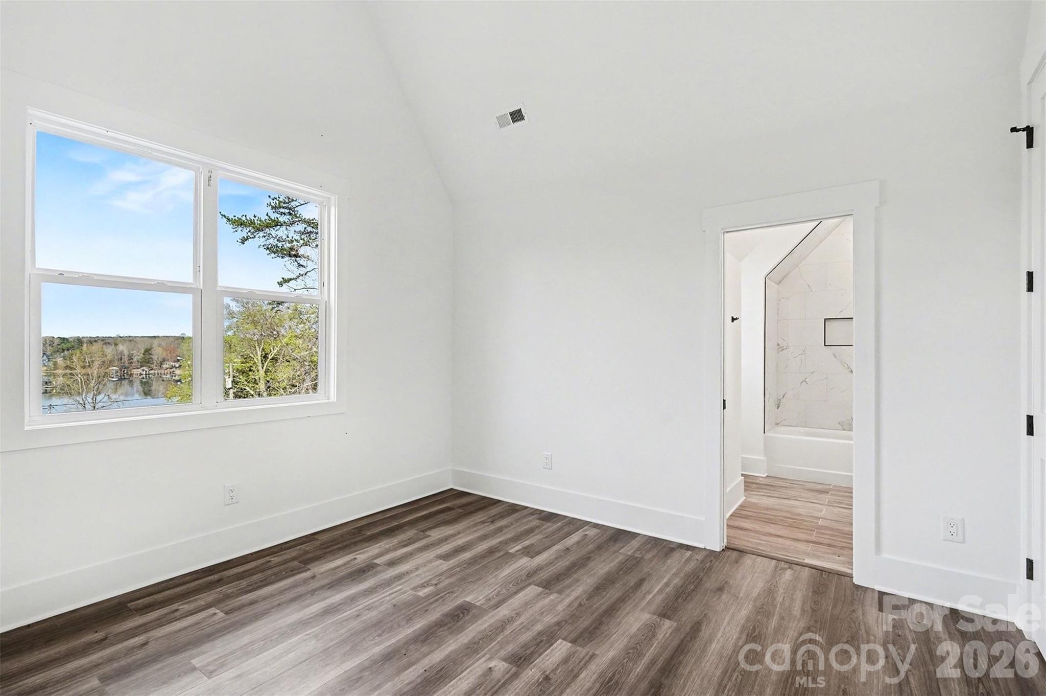 Shady Cove - Residential