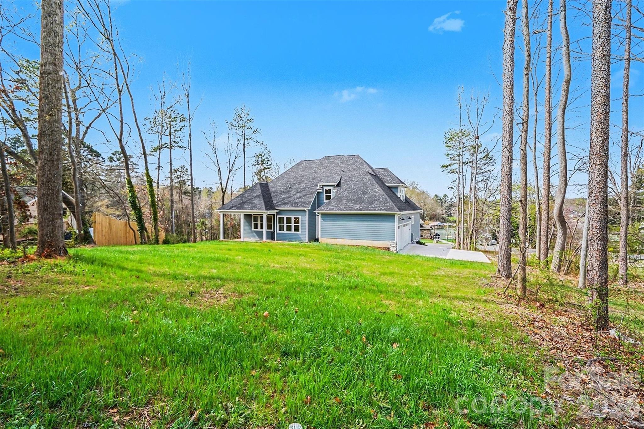 Shady Cove - Residential