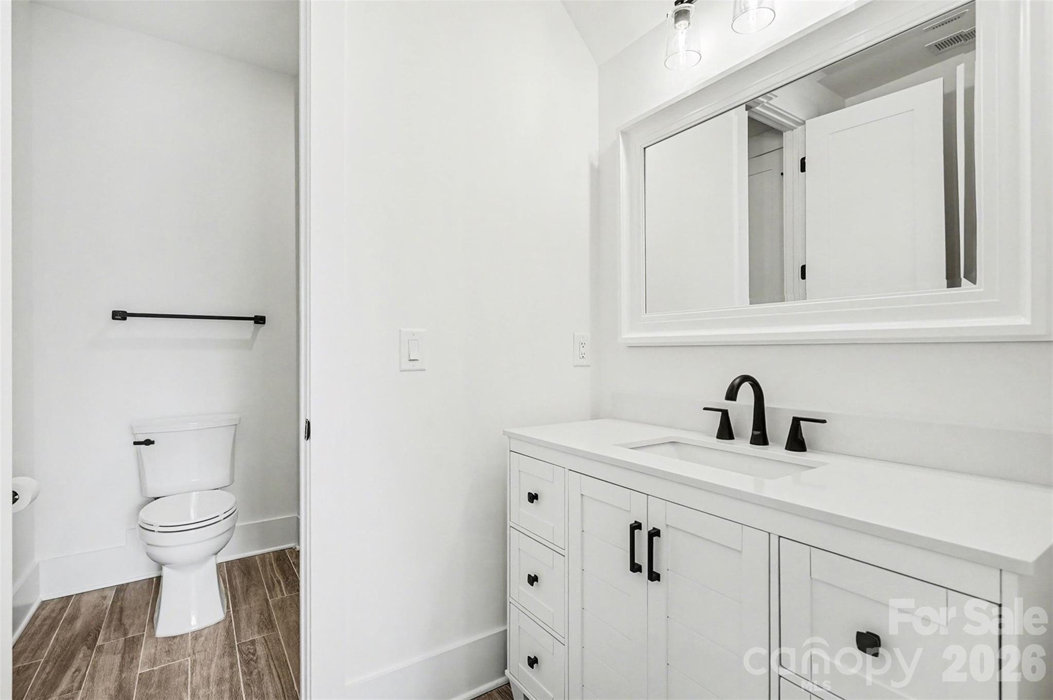 Shady Cove - Residential