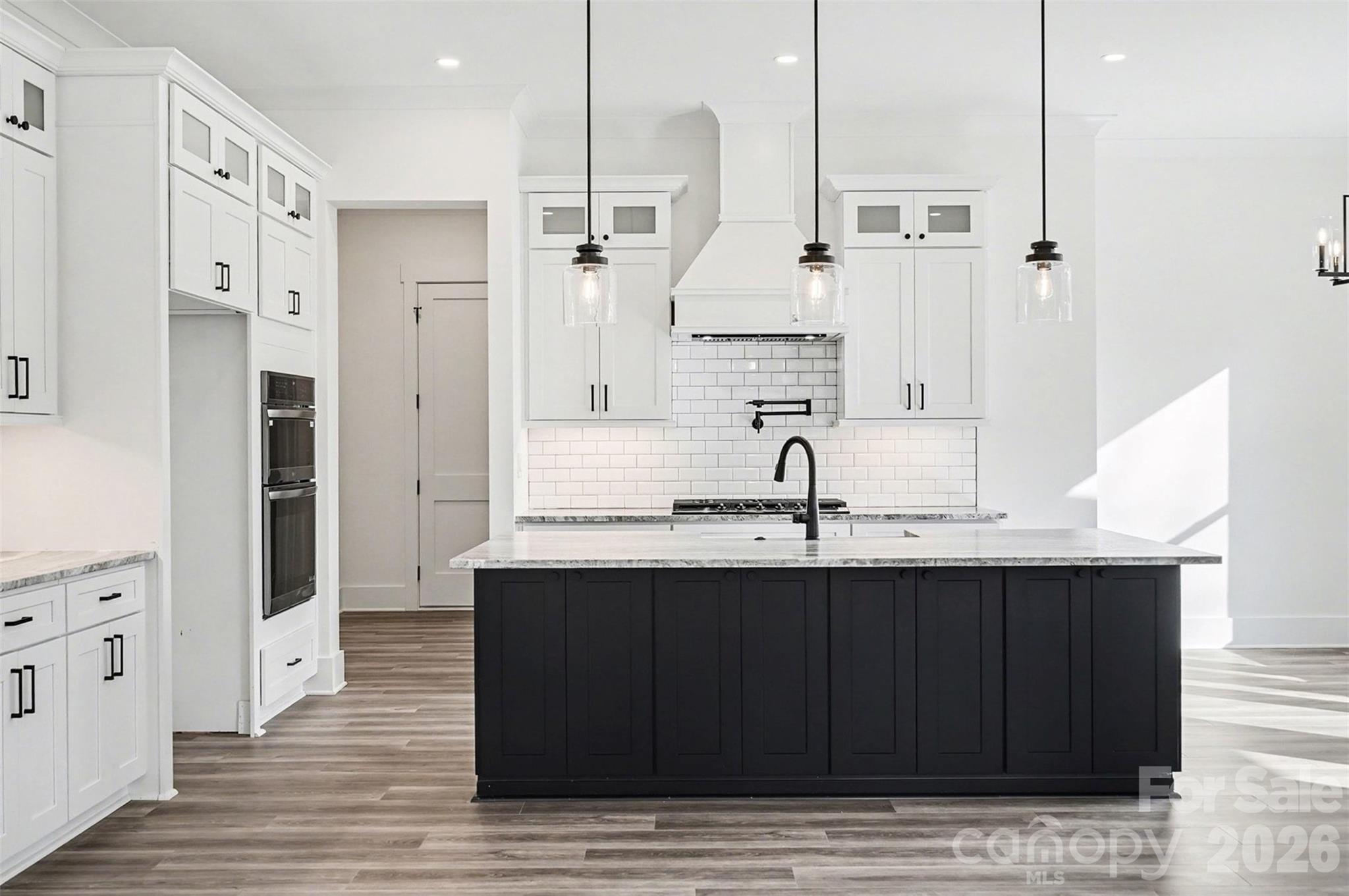 Shady Cove - Residential