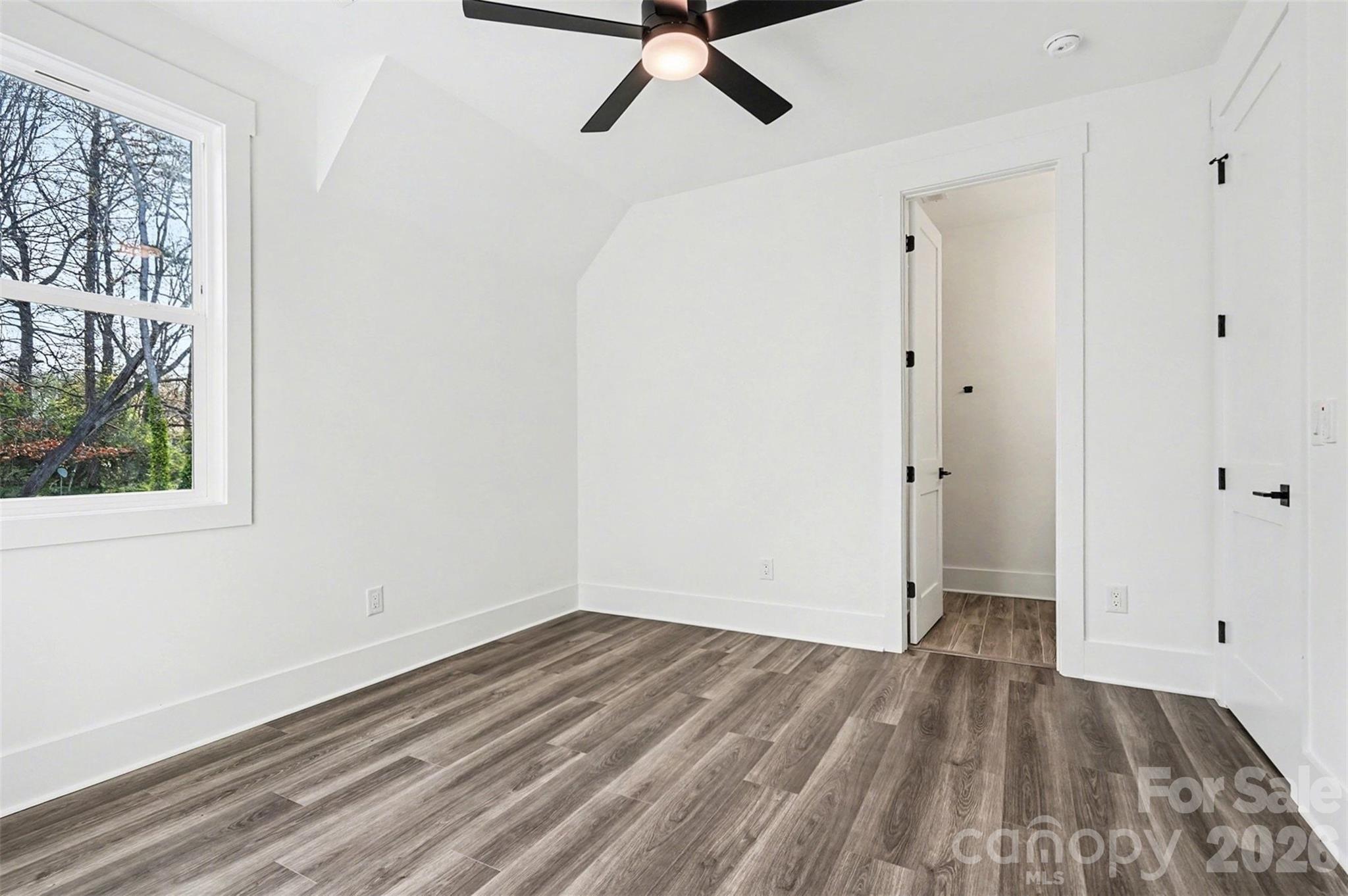 Shady Cove - Residential