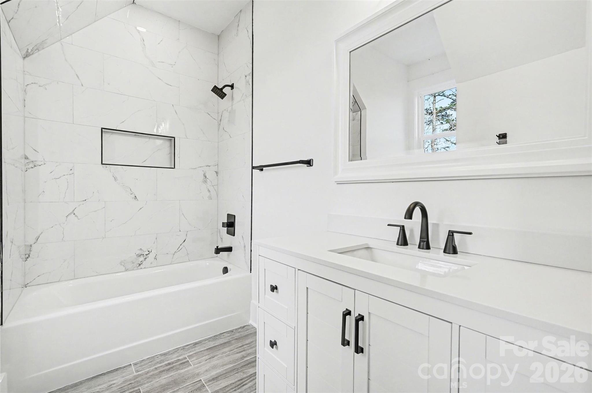 Shady Cove - Residential