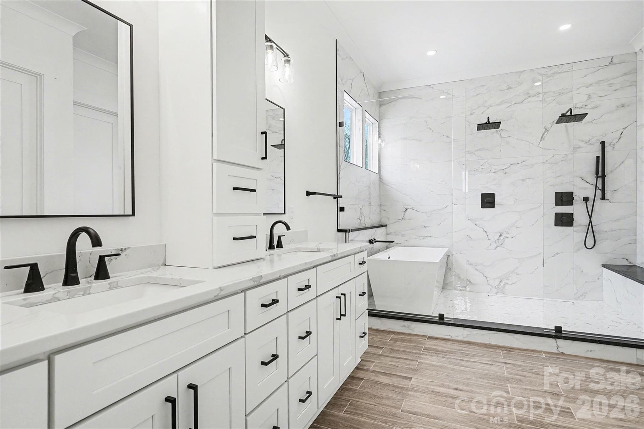 Shady Cove - Residential