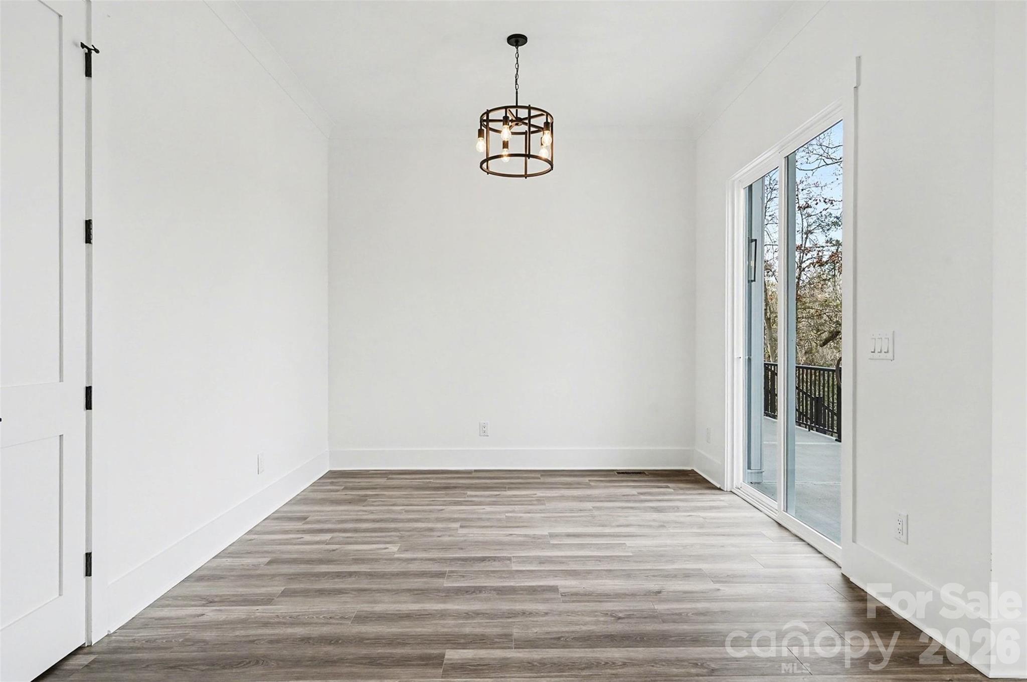 Shady Cove - Residential