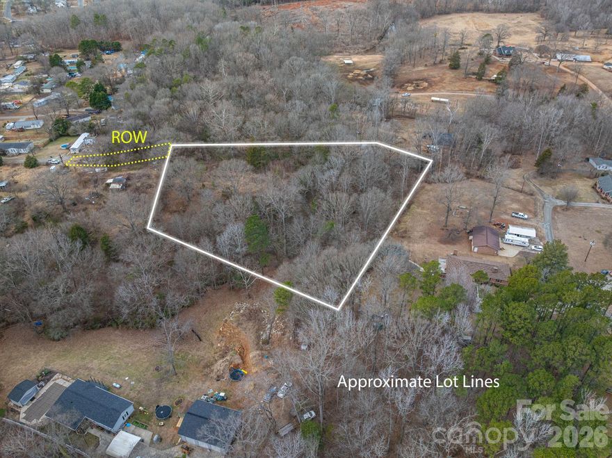 If you’ve been searching for space without sacrificing convenience, this 2.51-acre parcel delivers. Tucked just beyond the city limits, this private setting provides the freedom to build the home you’ve always wanted with room for gardens, outdoor entertaining, or even a detached garage or barn. Enjoy the quiet of the countryside while staying close to town. A rare opportunity to own acreage in a prime location.