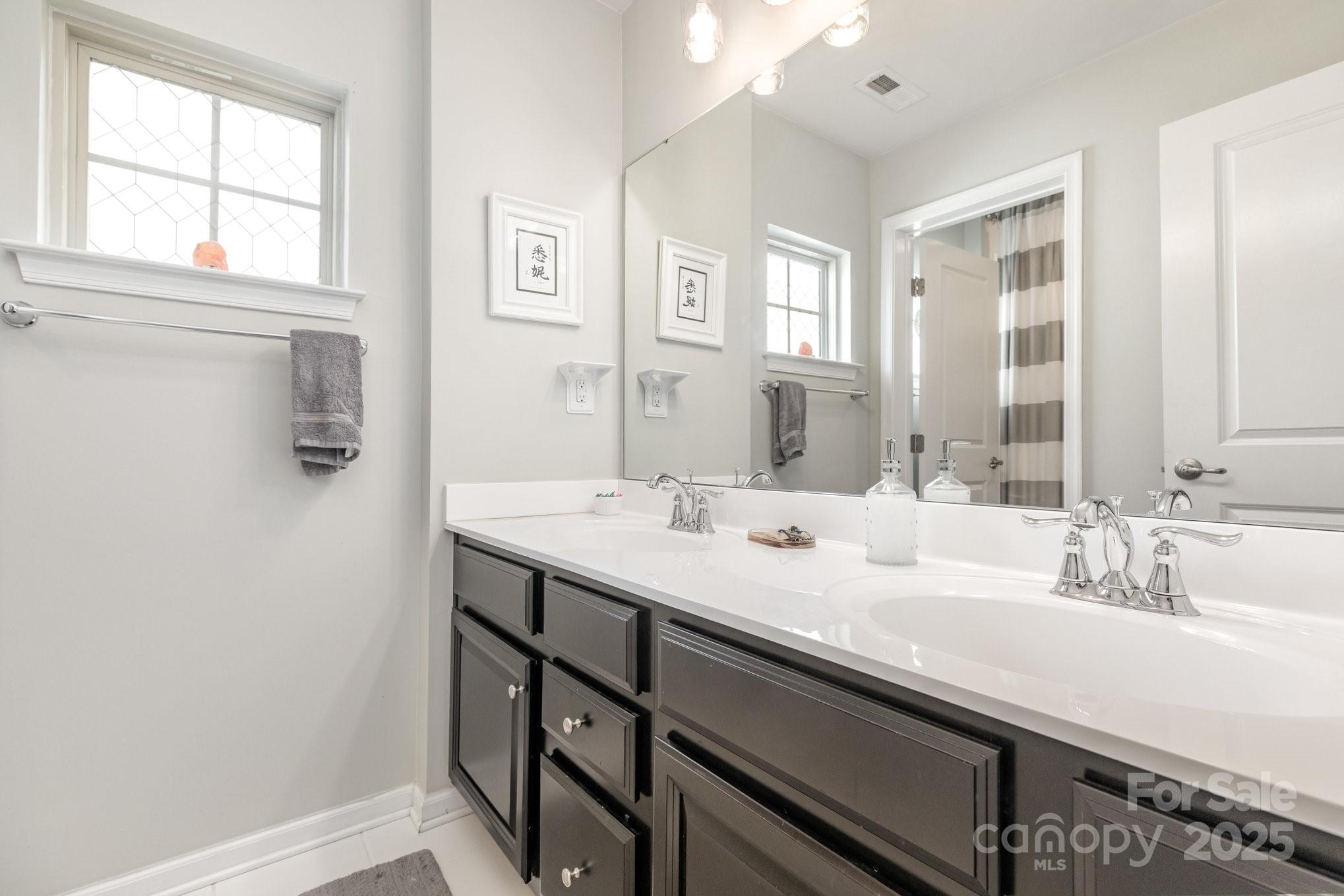 Edison Square - Residential