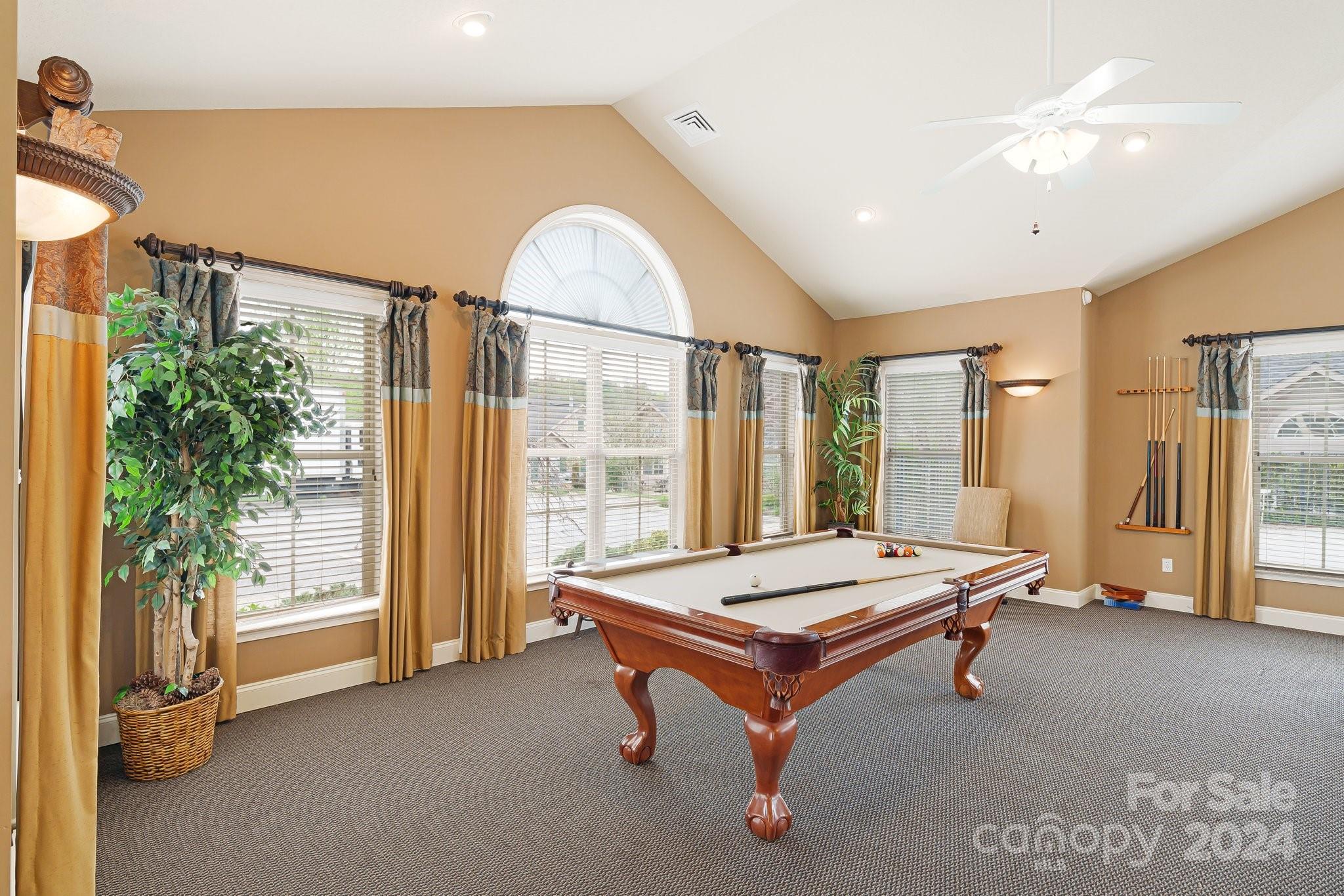 Hamburg Crossing - Residential