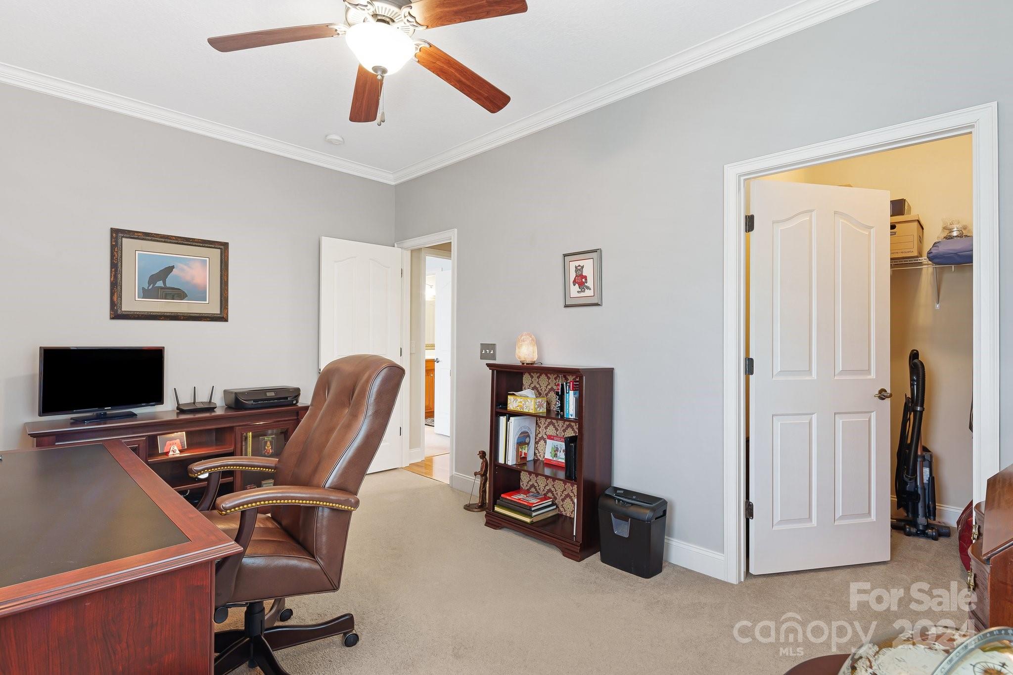 Hamburg Crossing - Residential