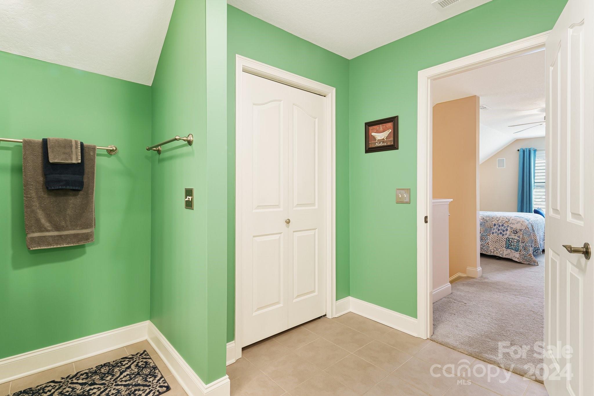 Hamburg Crossing - Residential