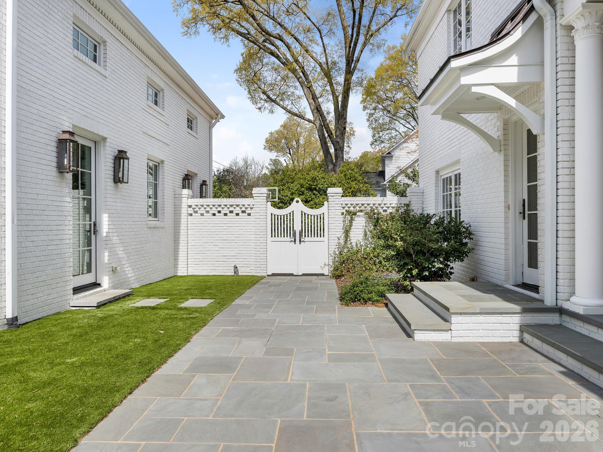 Myers Park - Residential