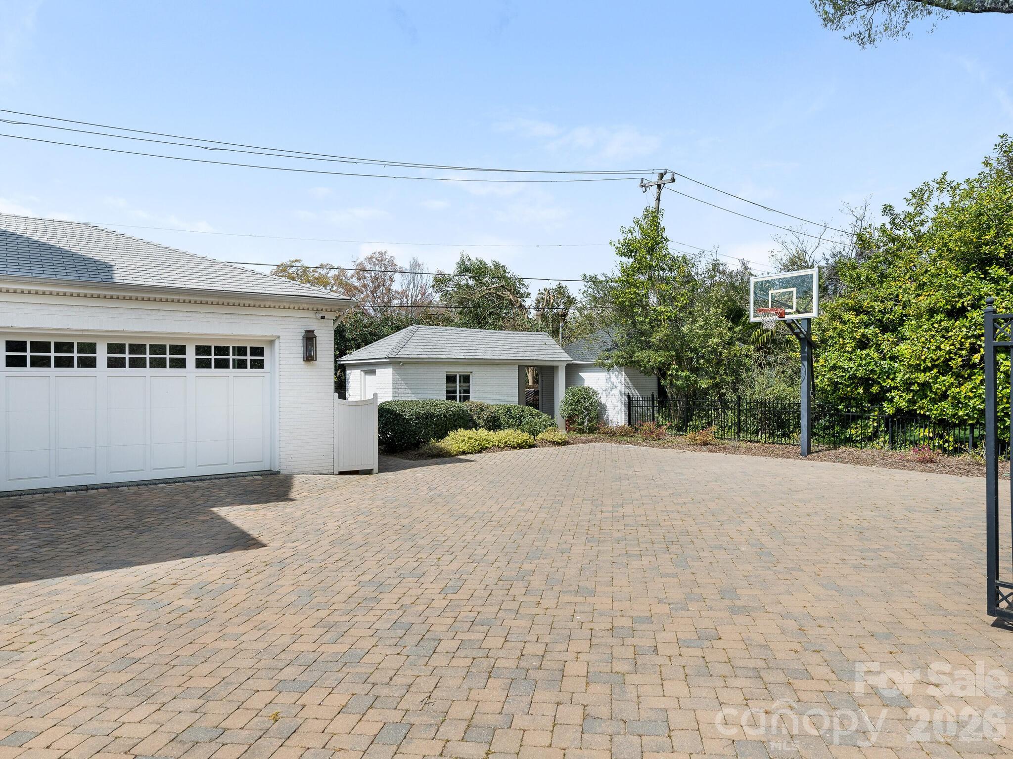 Myers Park - Residential