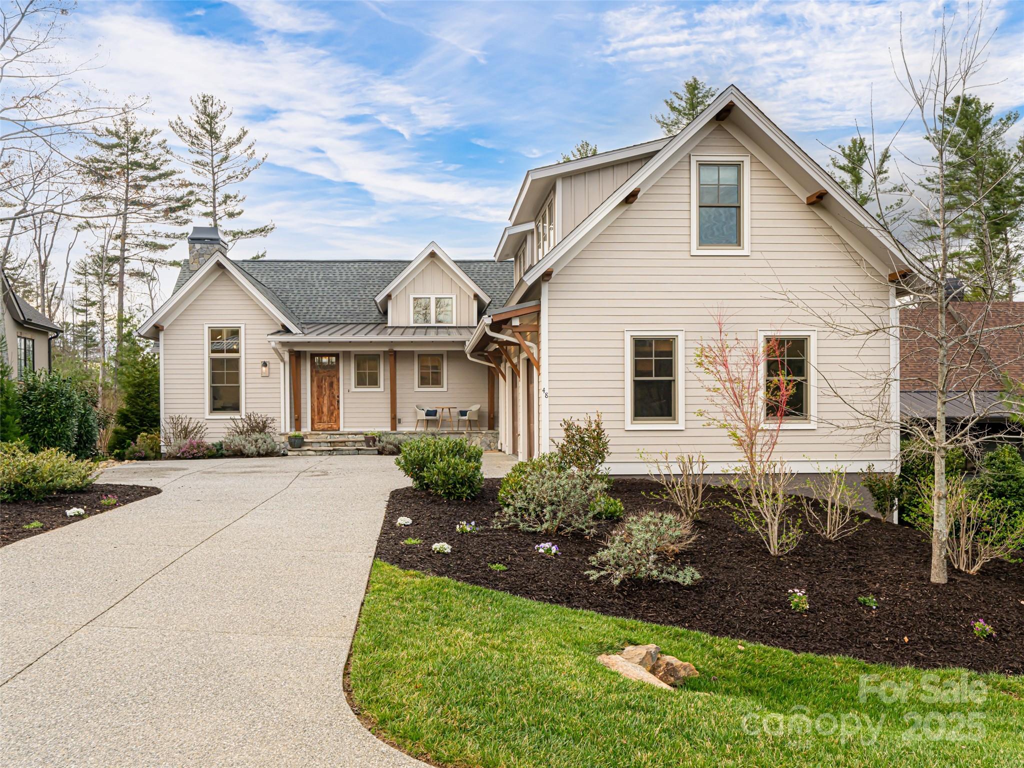 48 Hallett Court