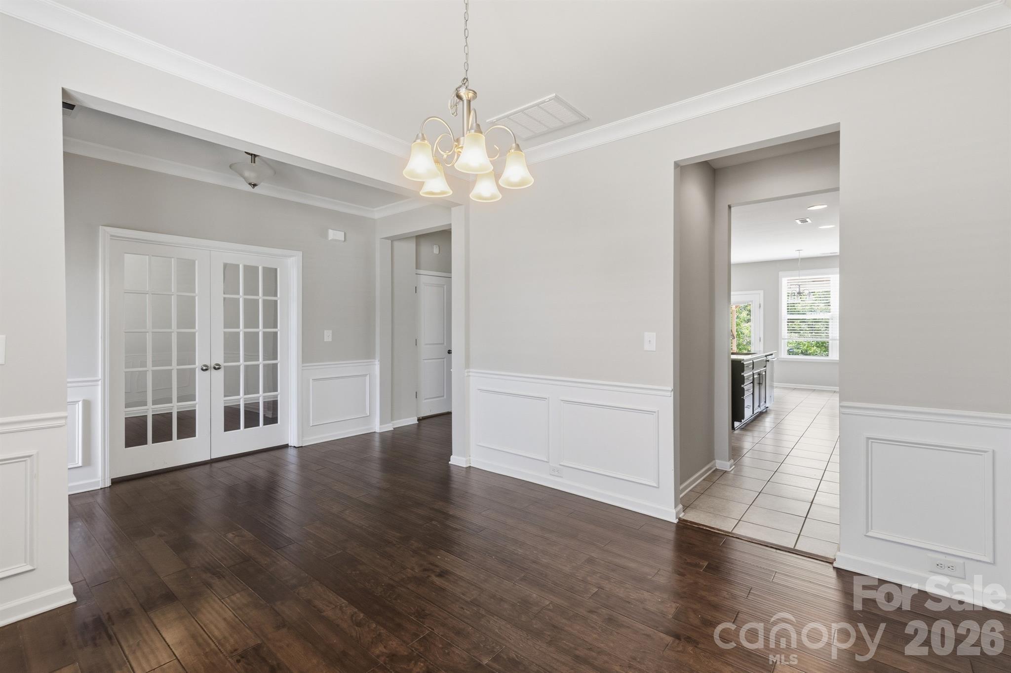 2589 Shoal Park Road