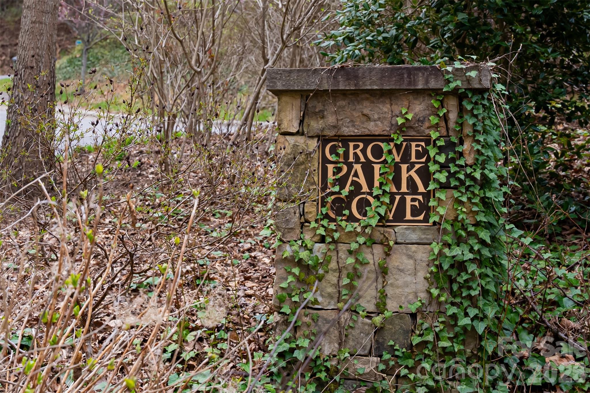 12 Grovepoint Way