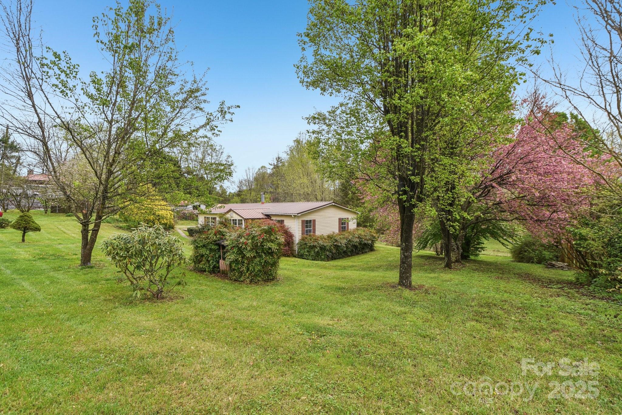 83 Libbey Lane