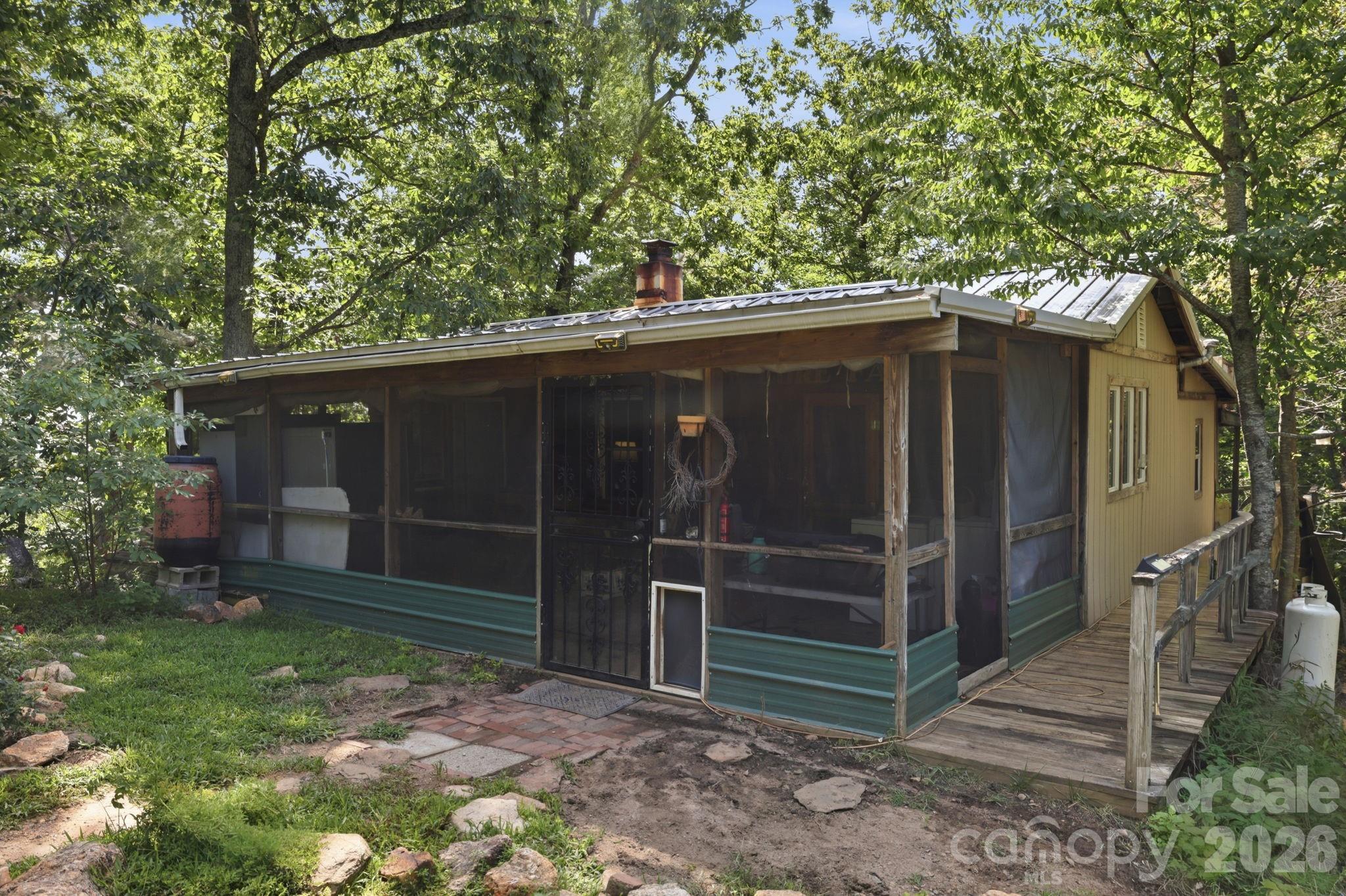 464 Mason Road