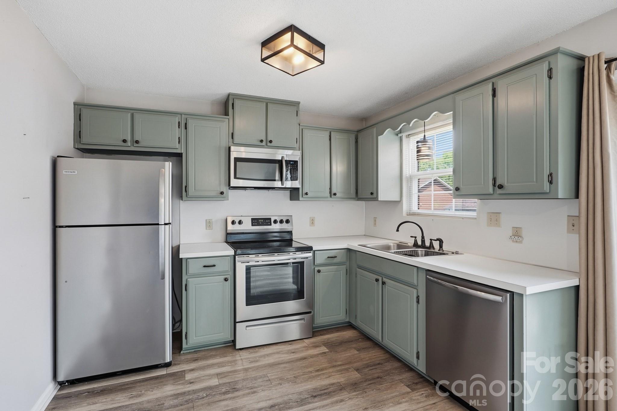 102 Brandywine Drive NE U2