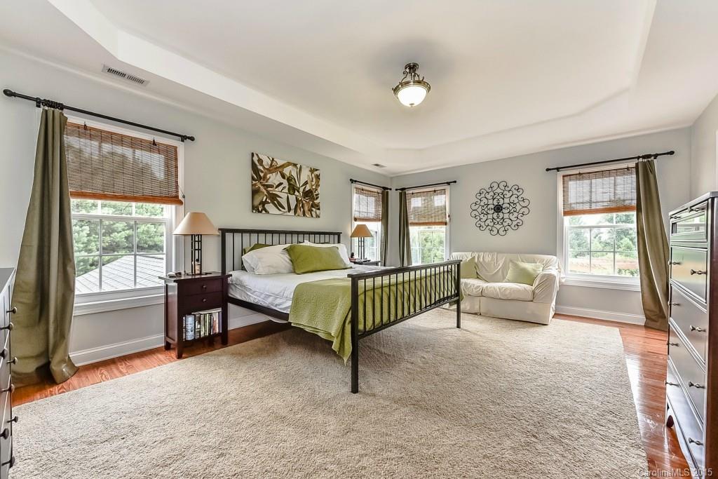 Lake Shore - Residential