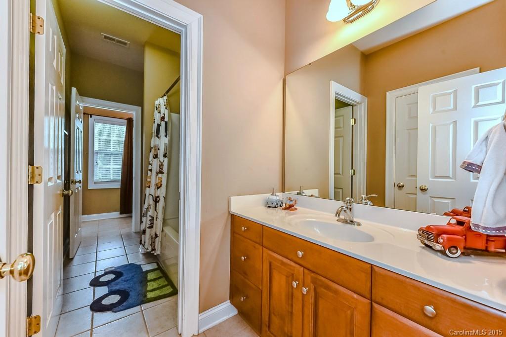 Lake Shore - Residential