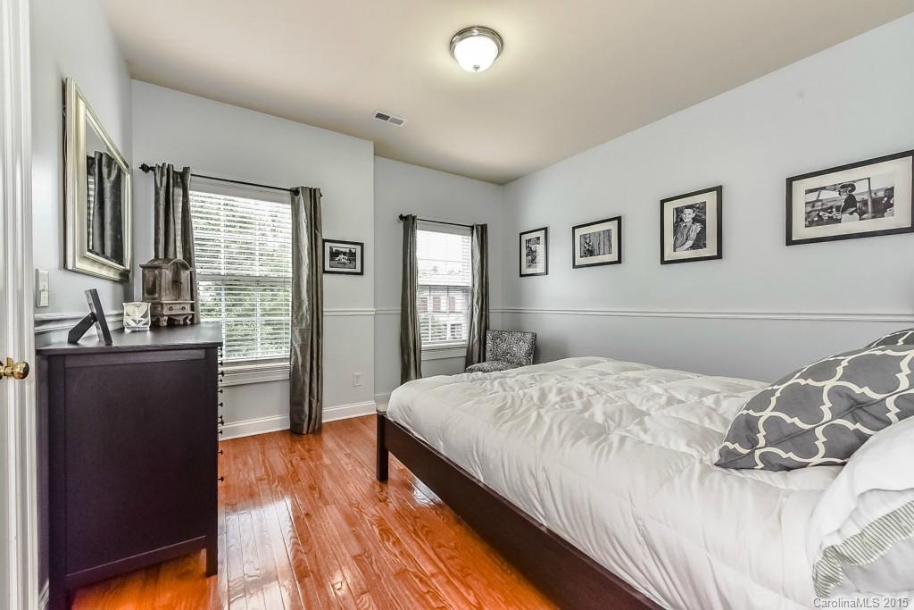 Lake Shore - Residential