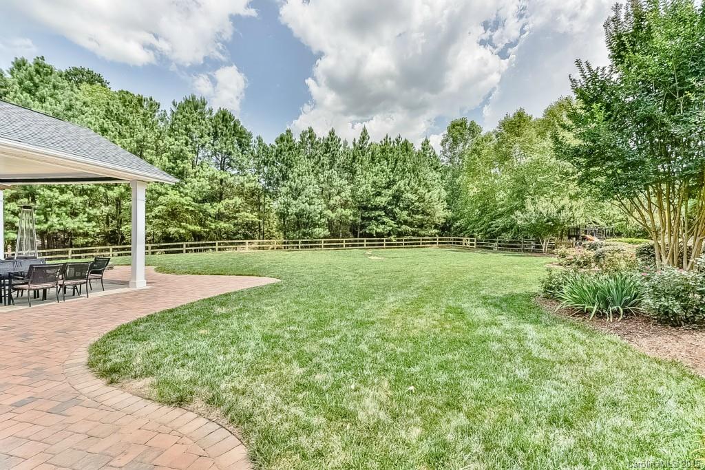 Lake Shore - Residential