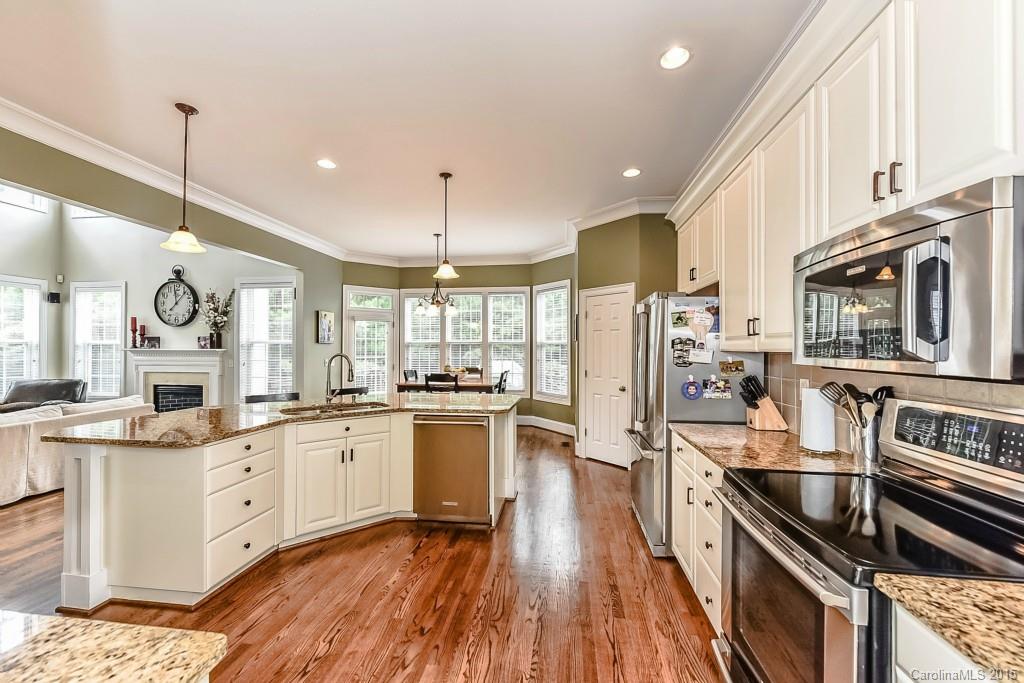 Lake Shore - Residential