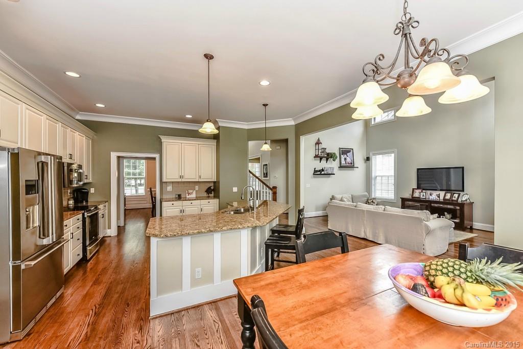 Lake Shore - Residential