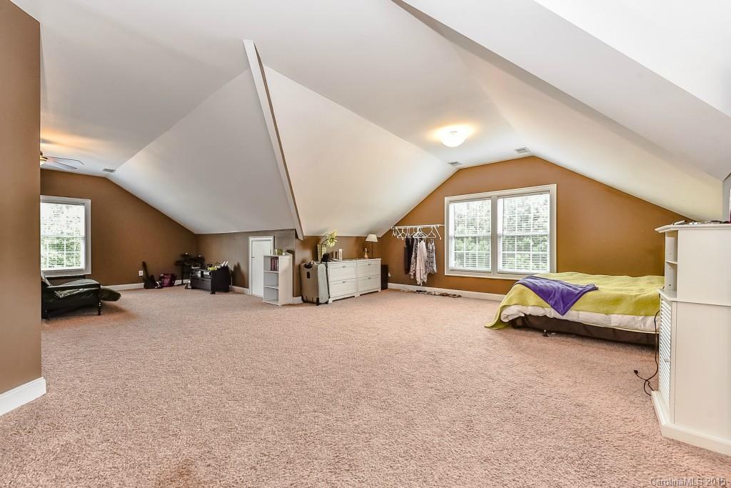 Lake Shore - Residential